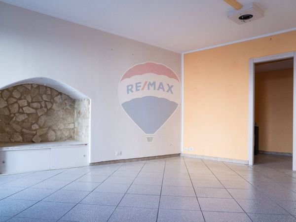 Attività  Commerciale Enna, EN Affitto