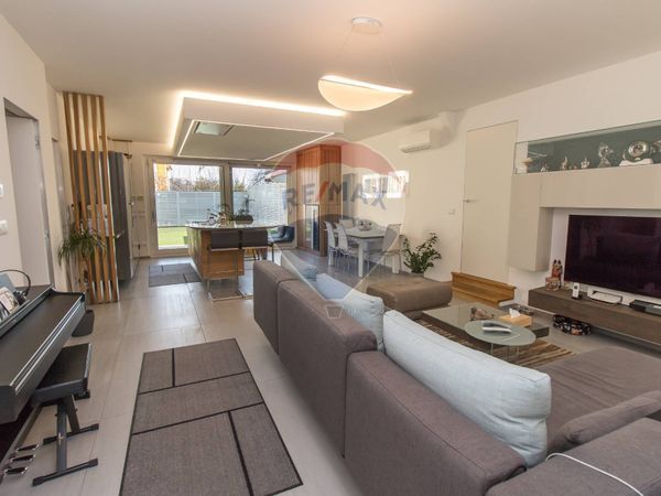 Villetta bifamiliare Montesilvano, PE Vendita