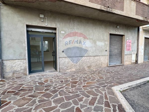 Locale Commerciale Scauri, Minturno, LT Affitto