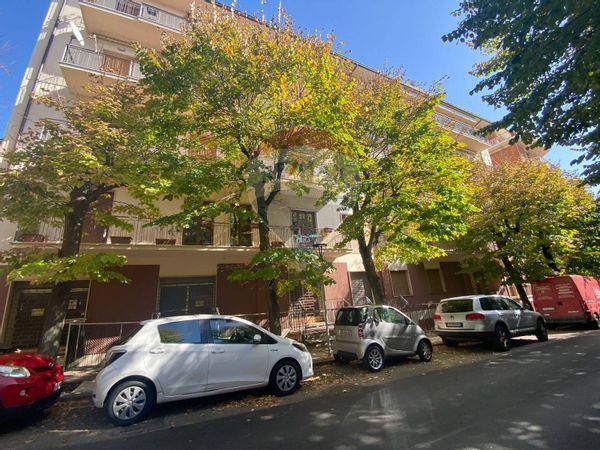 Appartamento V. Europa, Chieti, CH Vendita