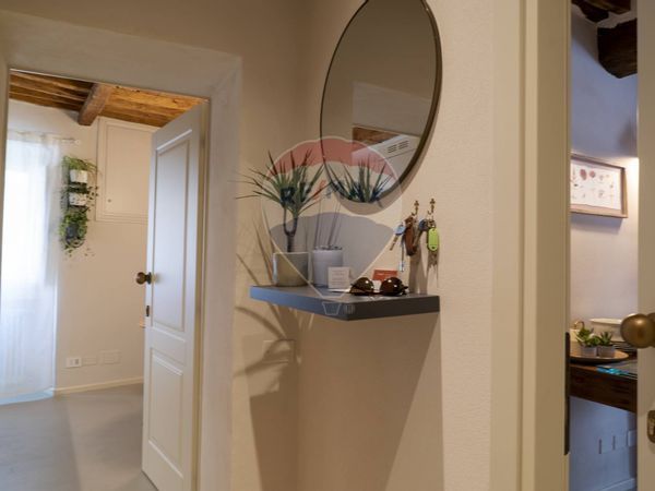 Appartamento Centro storico, Lucca, LU Vendita