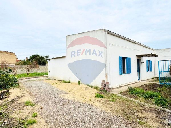 Casa Indipendente Serramanna, SU Vendita