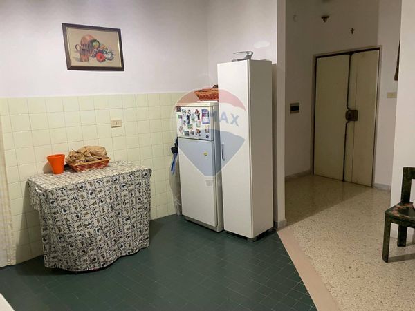 Appartamento Zona Stadio Comunale, Trani, BT Vendita - Foto 3