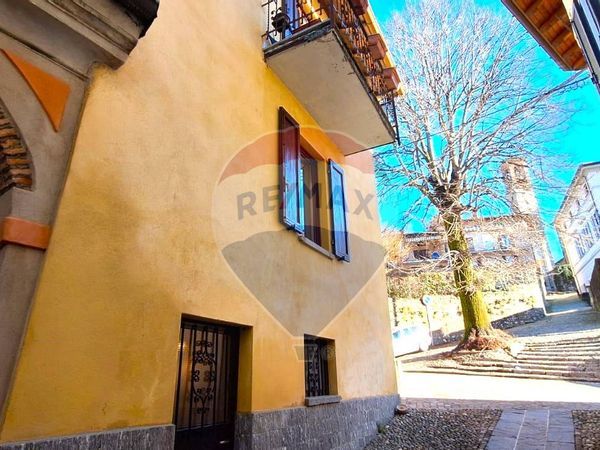 Casa Indipendente Centro, Cunardo, VA Vendita