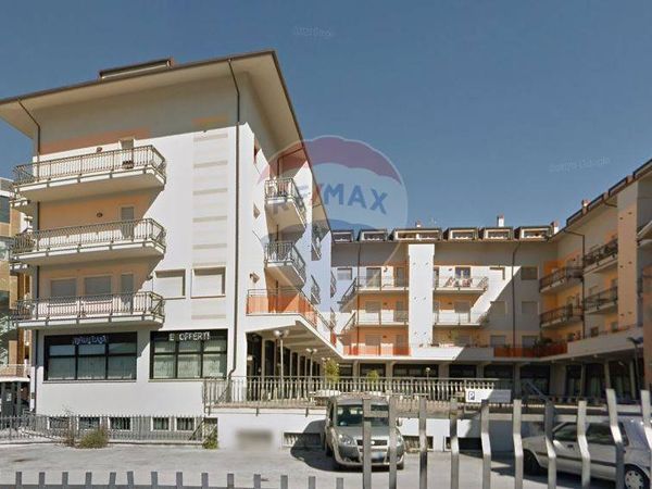 Ufficio Piazza d'Armi, L'Aquila, AQ Affitto