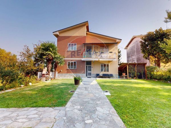 Villetta bifamiliare Ovada, AL Vendita