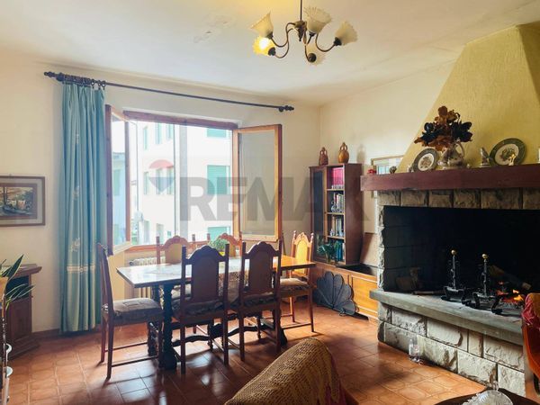 Casa Indipendente Centro, Castelfranco Piandiscò, AR Vendita