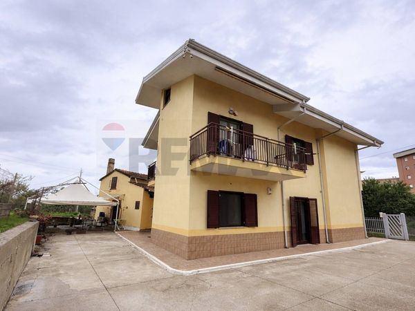 Casa Indipendente Quattromiglia, Rende, CS Vendita - Foto 2