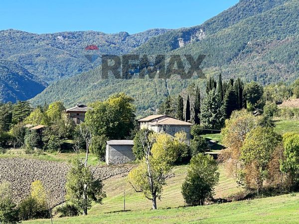 Cascina/Casale Vaccarezza, Bobbio, PC Vendita