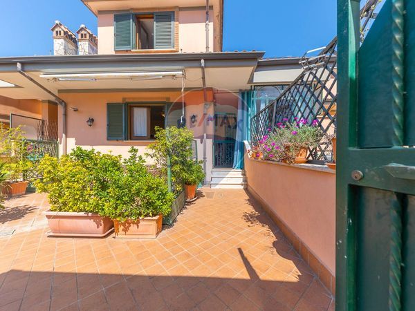 Villa a schiera Marco Simone, Guidonia Montecelio, RM Vendita - Foto 2