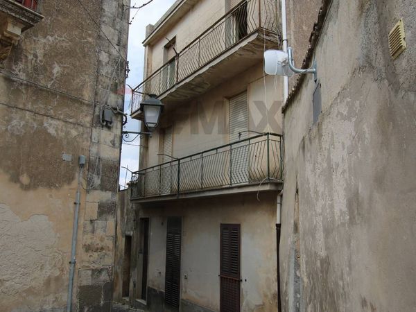 Appartamento Palazzolo Acreide, SR Vendita