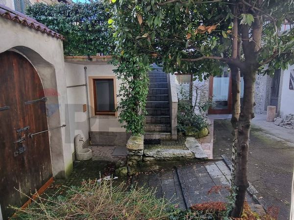 Appartamento Rezzago, CO Vendita