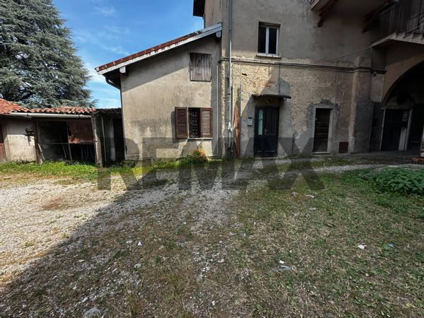 Appartamento Besozzo, VA Vendita