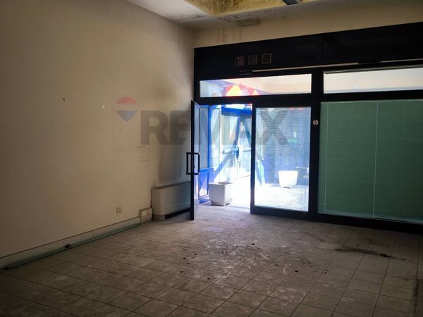 Locale Commerciale Madonna Alta, Perugia, PG Vendita - Foto 3