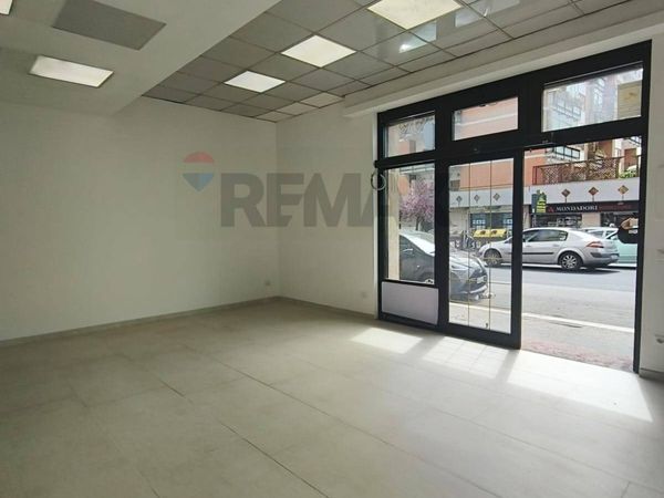 Negozio Boccea, Roma, RM Affitto