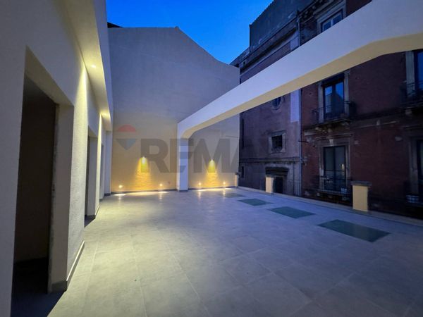 Locale Commerciale Centro Storico, Catania, CT Affitto - Foto 4