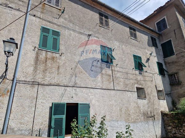 Porzione di casa Antessio, Sesta Godano, SP Vendita