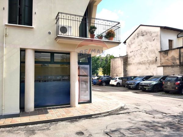 Locale Commerciale Cornuda, TV Vendita - Foto 3