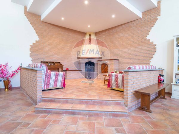 Porzione di villa Fiumicino, RM Vendita