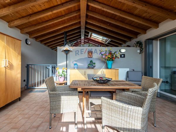 Attico/Mansarda Besana in Brianza, MB Vendita