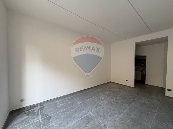 Locale Commerciale Nocera Inferiore, SA Affitto