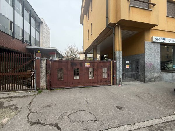 Garage/Box Parabiago, MI Affitto