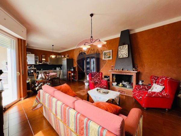 Appartamento Venosa, PZ Vendita