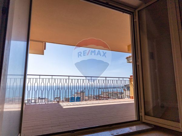 Appartamento Giardini-Naxos, ME Vendita