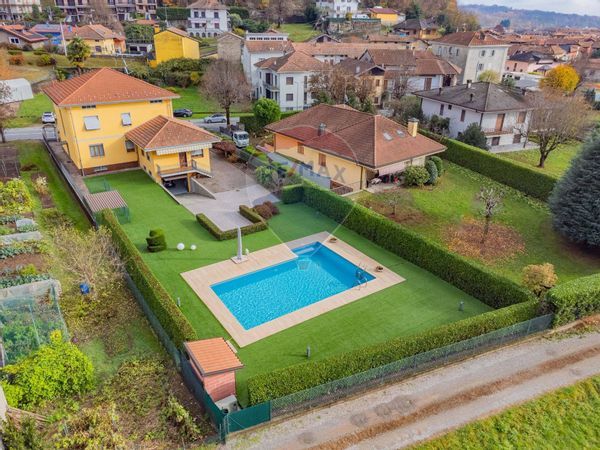 Villa singola Briga Novarese, NO Vendita