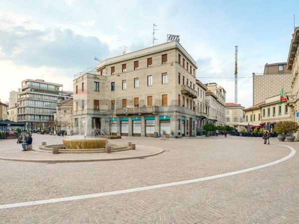 Appartamento Zona Centro, Gallarate, VA Vendita