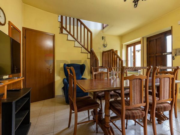 Casa Semindipendente Vergiate, VA Vendita - Foto 3
