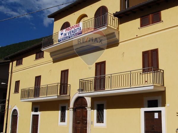 Casa Indipendente Barete, AQ Vendita