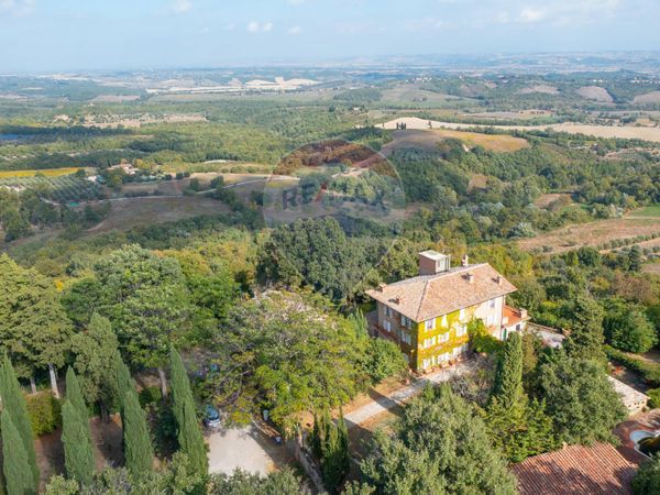 Cascina/Casale Sarteano, SI Vendita