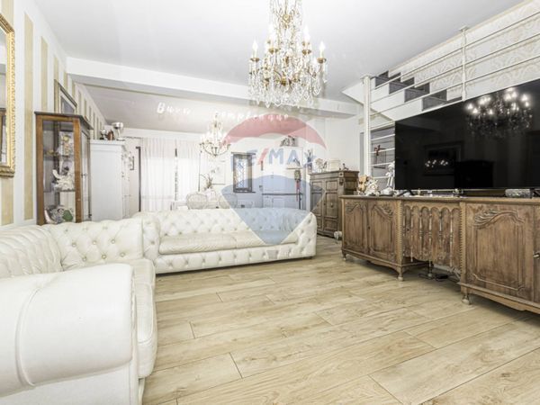 Villa a schiera Appio Claudio, Roma, RM Vendita