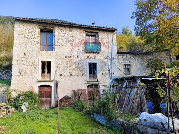 Casa Semindipendente San Pio delle Camere, AQ Vendita