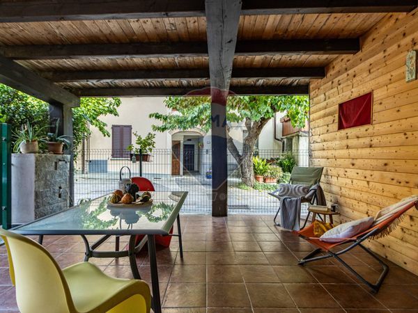 Casa Indipendente Barzanò, LC Vendita