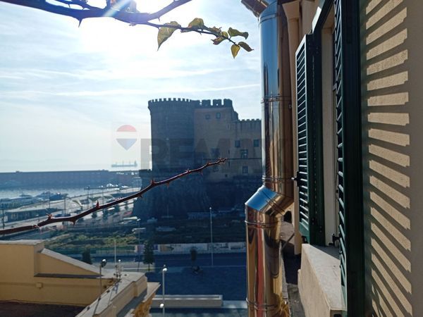 Appartamento Porto, Napoli, NA Vendita