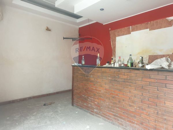 Attività  Commerciale Zona Corso Umberto I, Caivano, NA Affitto - Foto 2