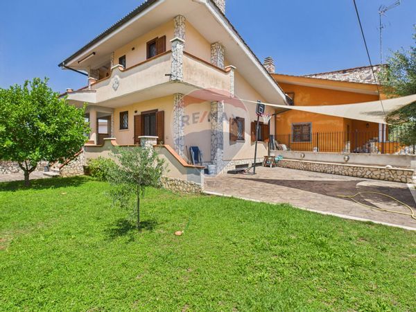 Villa singola Marco Simone, Guidonia Montecelio, RM Vendita