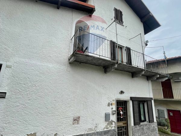 Porzione di casa Mesenzana, VA Vendita