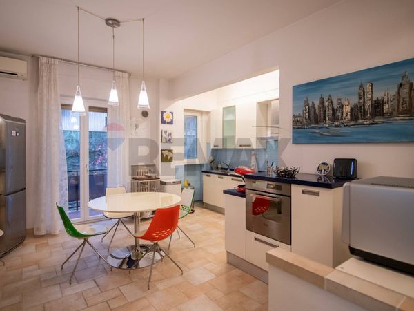 Appartamento Semicentro, Ancona, AN Vendita