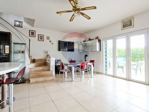Villa o villino Villa Claudia, Anzio, RM Vendita