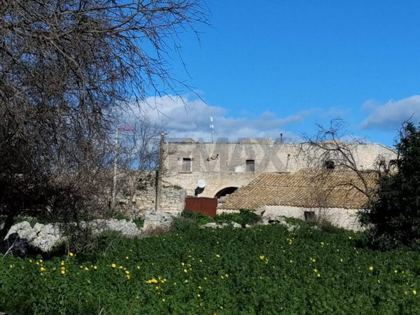 Cascina/Casale Rosolini, SR Vendita