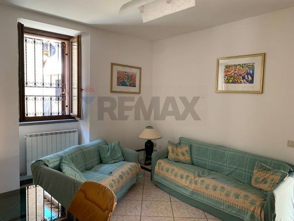 Appartamento Gavirate, VA Vendita