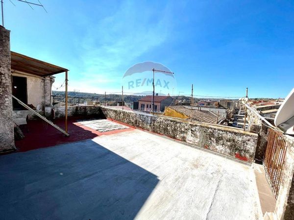 Appartamento Ferla, SR Vendita