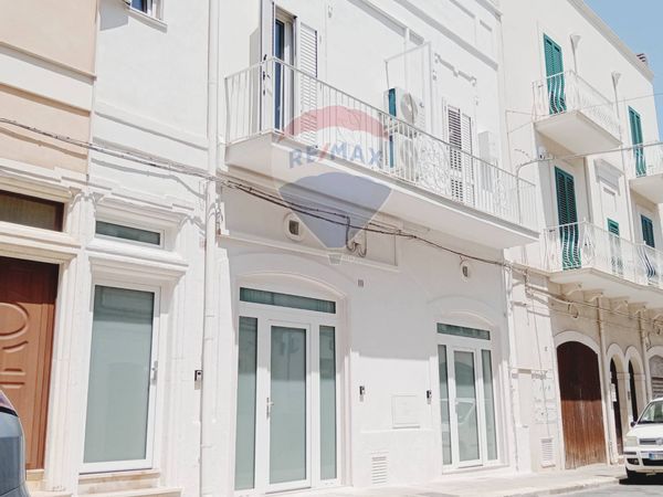 Appartamento Mola di Bari, BA Vendita