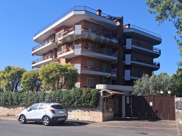 Appartamento Morena, Roma, RM Affitto