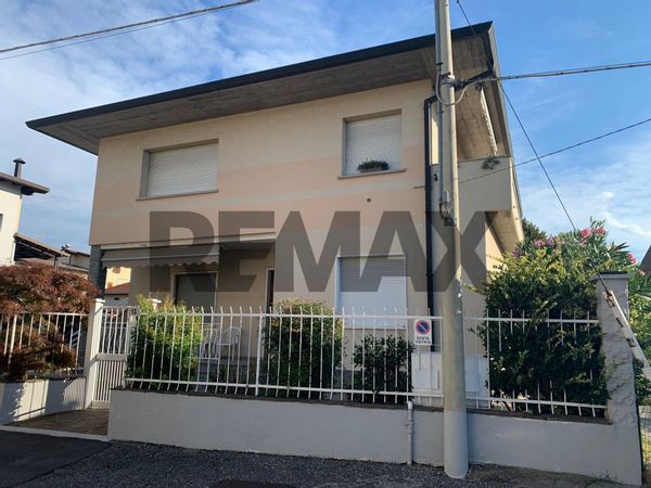 Villetta bifamiliare Capriolo, BS Vendita