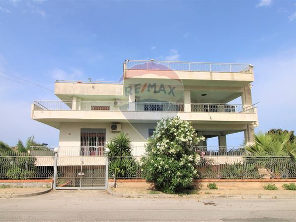 Porzione di villa Santa Flavia, PA Vendita