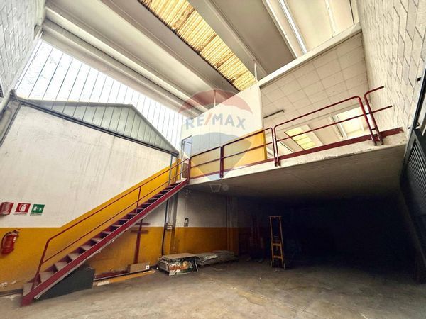 Capannone Industriale Canegrate, MI Vendita